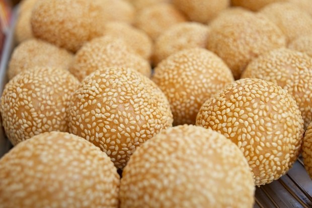 sesame-balls or simsim.jpg