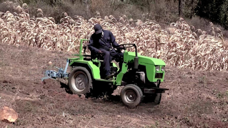 Mini tractor